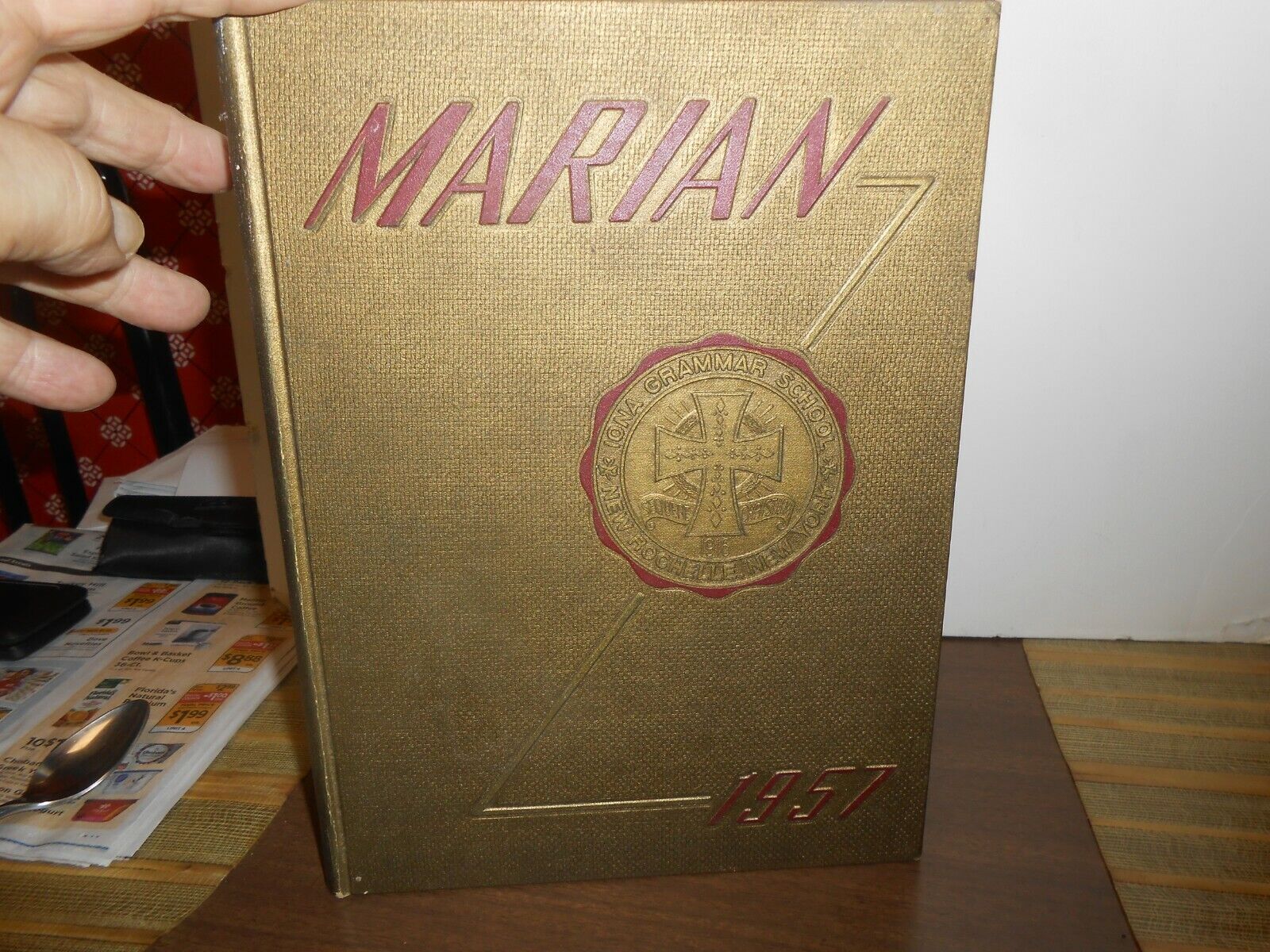 MARIAN YEAR BOOK 1957 IONA GRAMMAR SCHOOL NEW ROCHELLE NY LOOK WOW