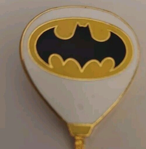 1989 Warner Brothers Batman Balloon White & Yellow Color Lapel Pin