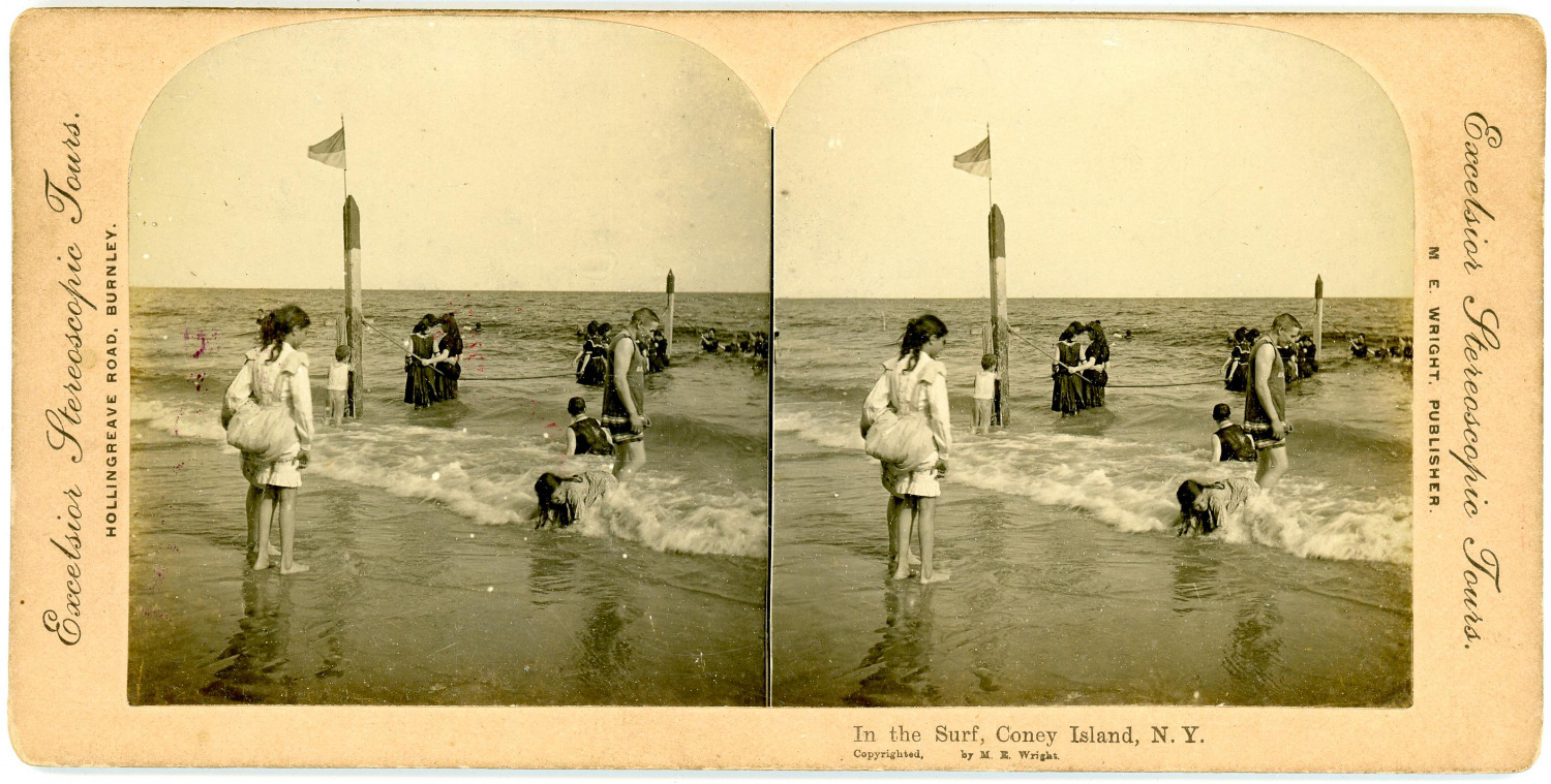 Stereo, USA, Coney Island, N.Y, in the surf Vintage stereo card - albu print