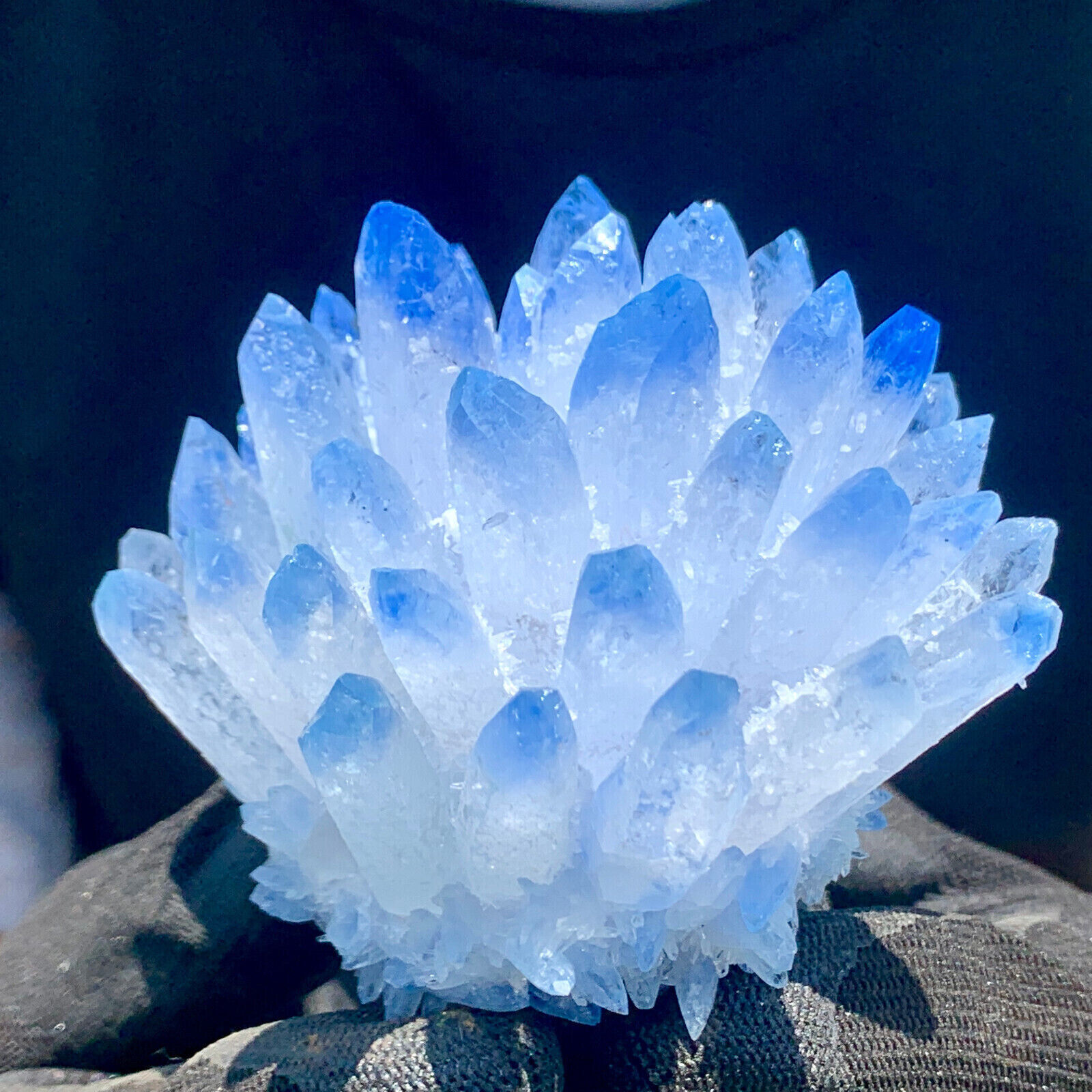 New Find blue Phantom Quartz Crystal Cluster Mineral Specimen Healing 400g+ 1pc