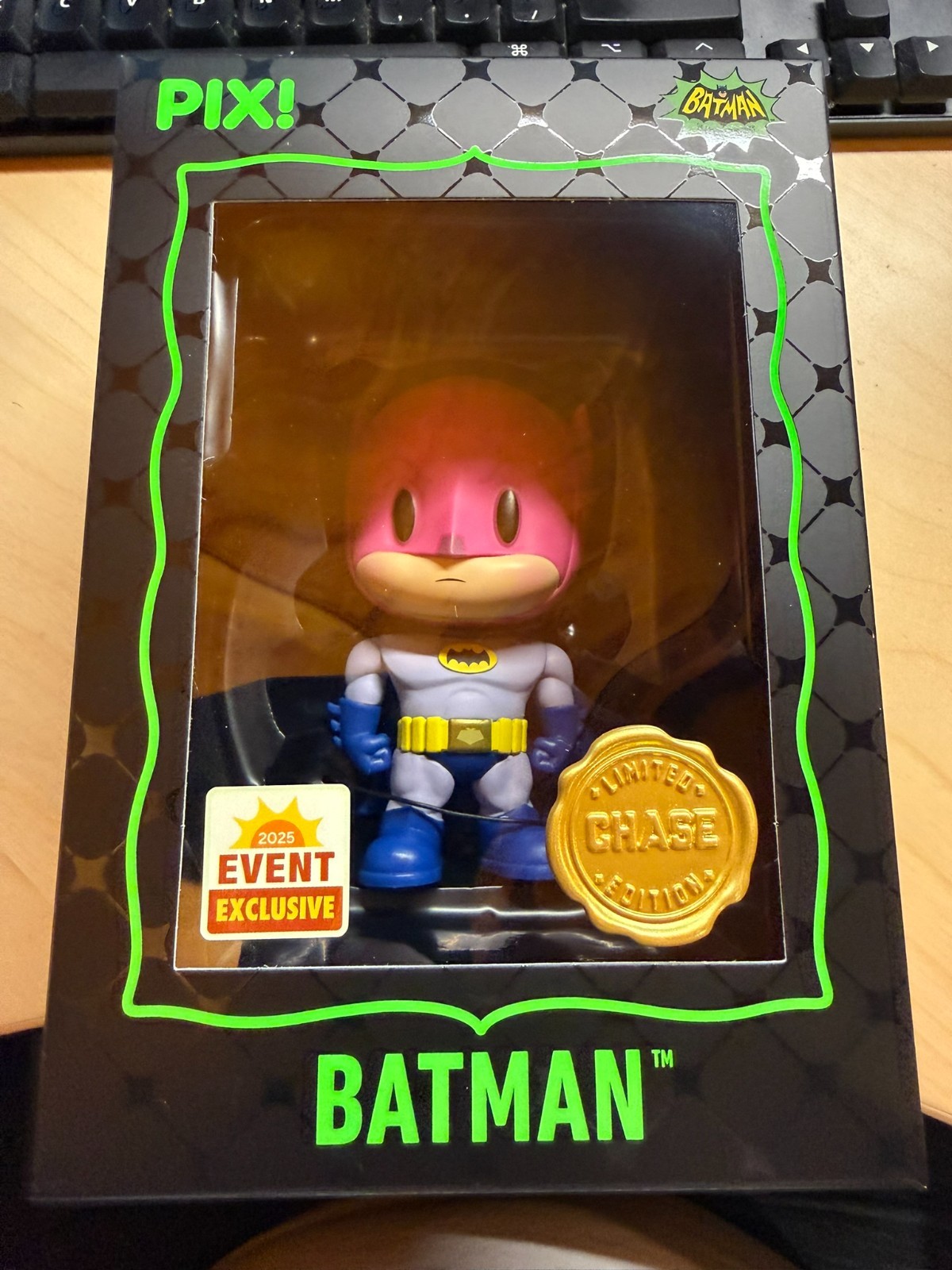 Share SDCC Event Exclusive Thrilljoy Pix 1966 T.V. Series Batman 6000 PCs CHASE Share SDCC Event Exclusive Thrilljoy Pix 1966 T.V. Series Batman 6000 PCs CHASE