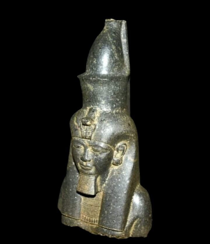 Statue Part of the Ancient Egyptian Queen Isis - Rare Statue Made in Egypt
