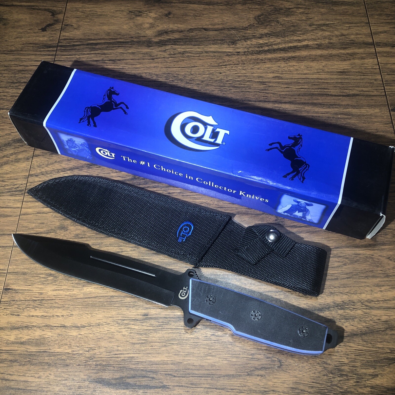 Colt Tactical Fixed Blade Knife 8in Bowie Blade CT351 G-10 Handle - Discontinued Colt Tactical Fixed Blade Knife 8in Bowie Blade CT351 G-10 Handle - Discontinued