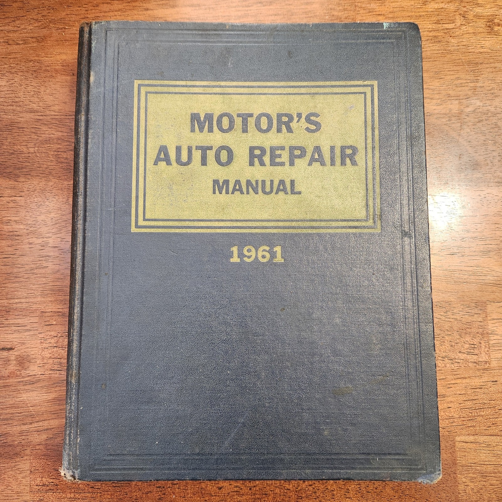 Motor's Auto Repair Manual Vintage 24th ed 1st print 1961 Garage Shop Used Book Motor's Auto Repair Manual Vintage 24th ed 1st print 1961 Garage Shop Used Book