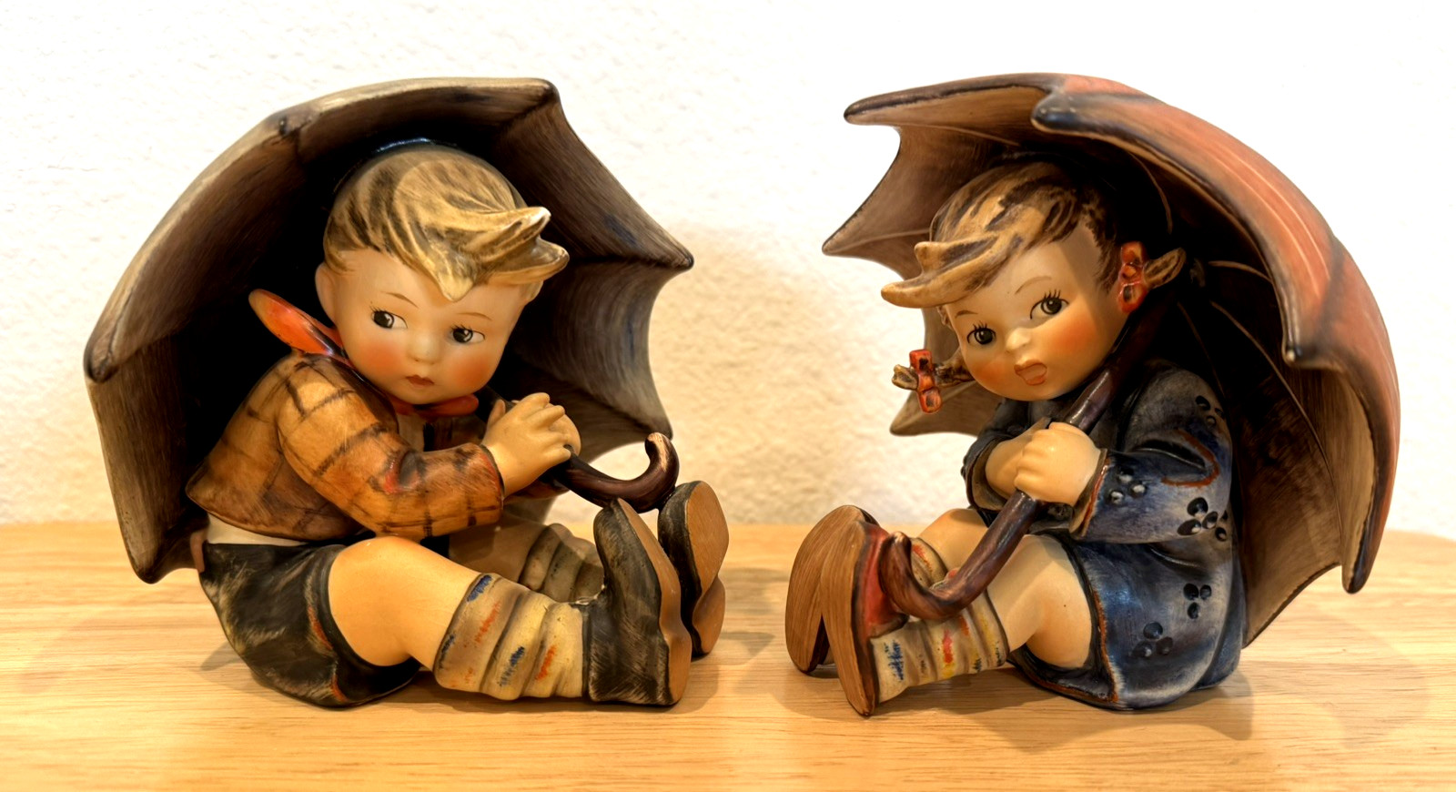 Hummel Goebel Umbrella Boy and Girl 5 Hummel Goebel Umbrella Boy and Girl 5