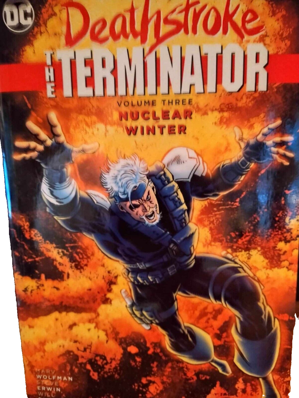 DEATHSTROKE THE TERMINATOR Trade paperback  VOL 03 NUCLEAR WINTER DC Comics
