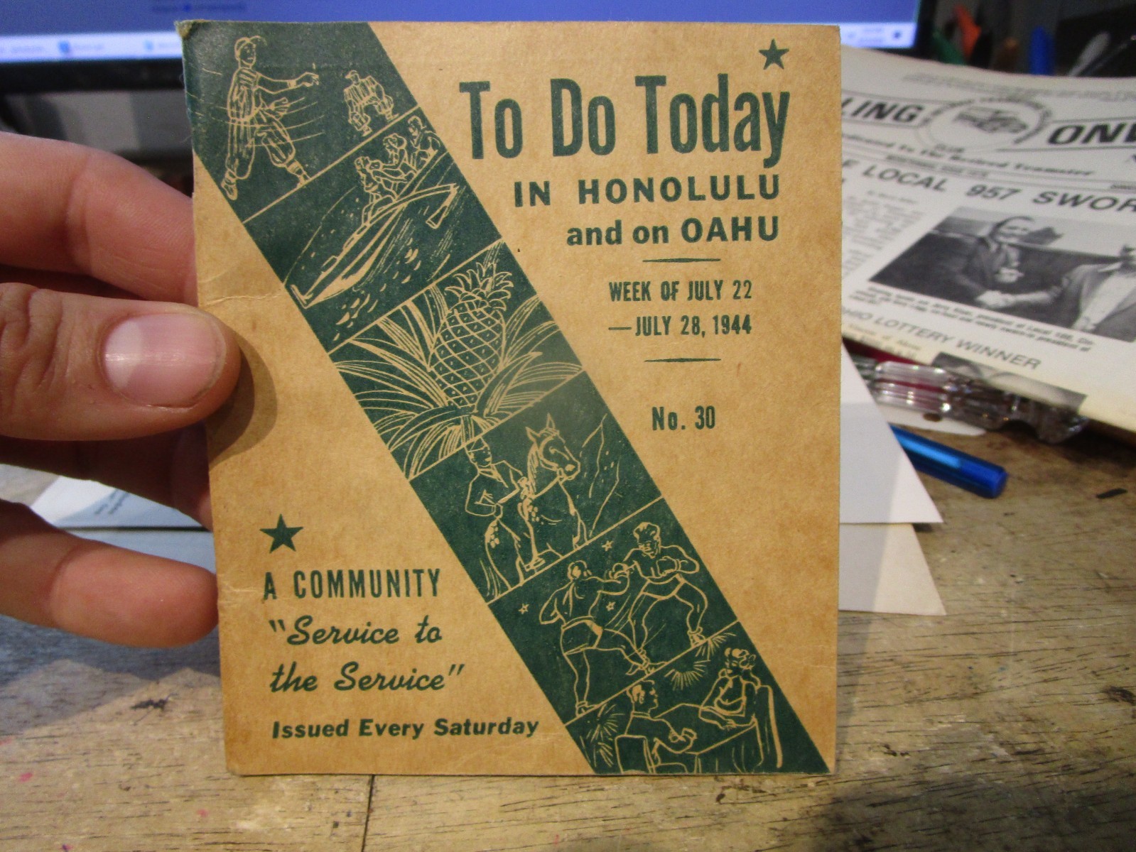 1944 To Do Today Honolulu Oahu Hawaii WWII Soldiers Military Booklet Entertain