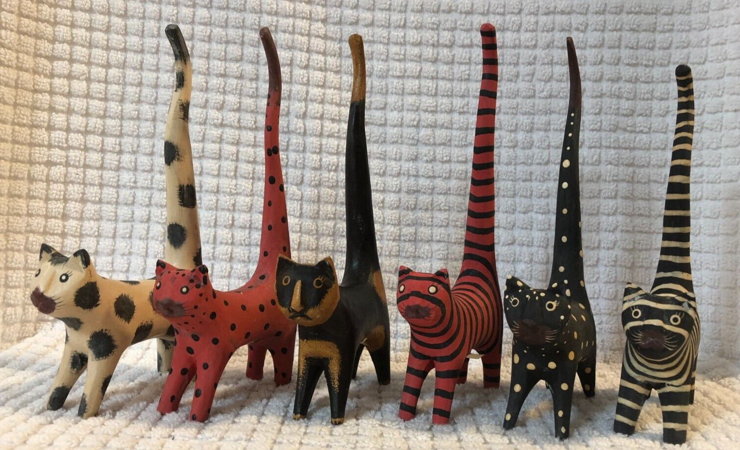 LONG TAIL WOODEN CATS KITTENS LOT OF 6 HAND PAINTED FOLK ART 7 \