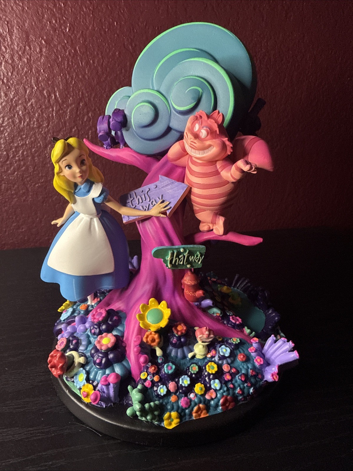 Disney Alice in Wonderland Glow in Dark Alice and Cheshire Figurine Disney Alice in Wonderland Glow in Dark Alice and Cheshire Figurine