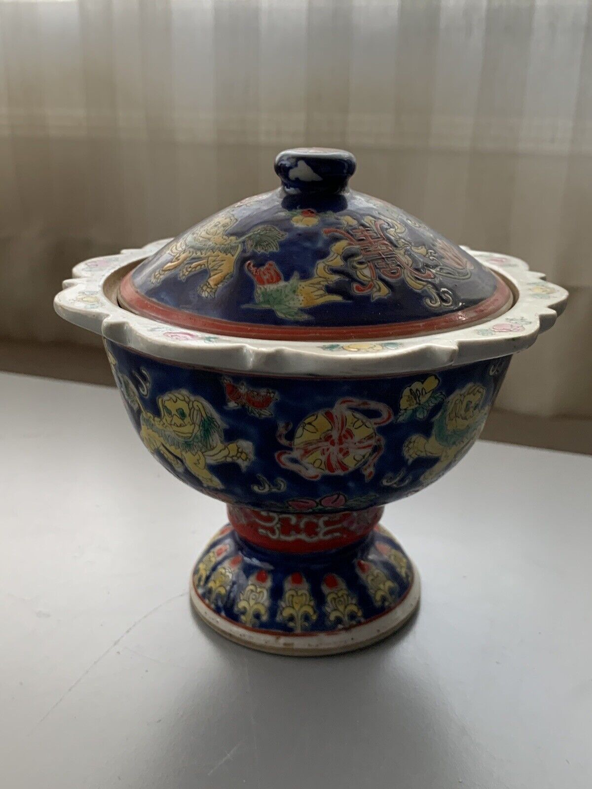 Old Chinese Procelain Bowl With Cover Pedestal Vintage