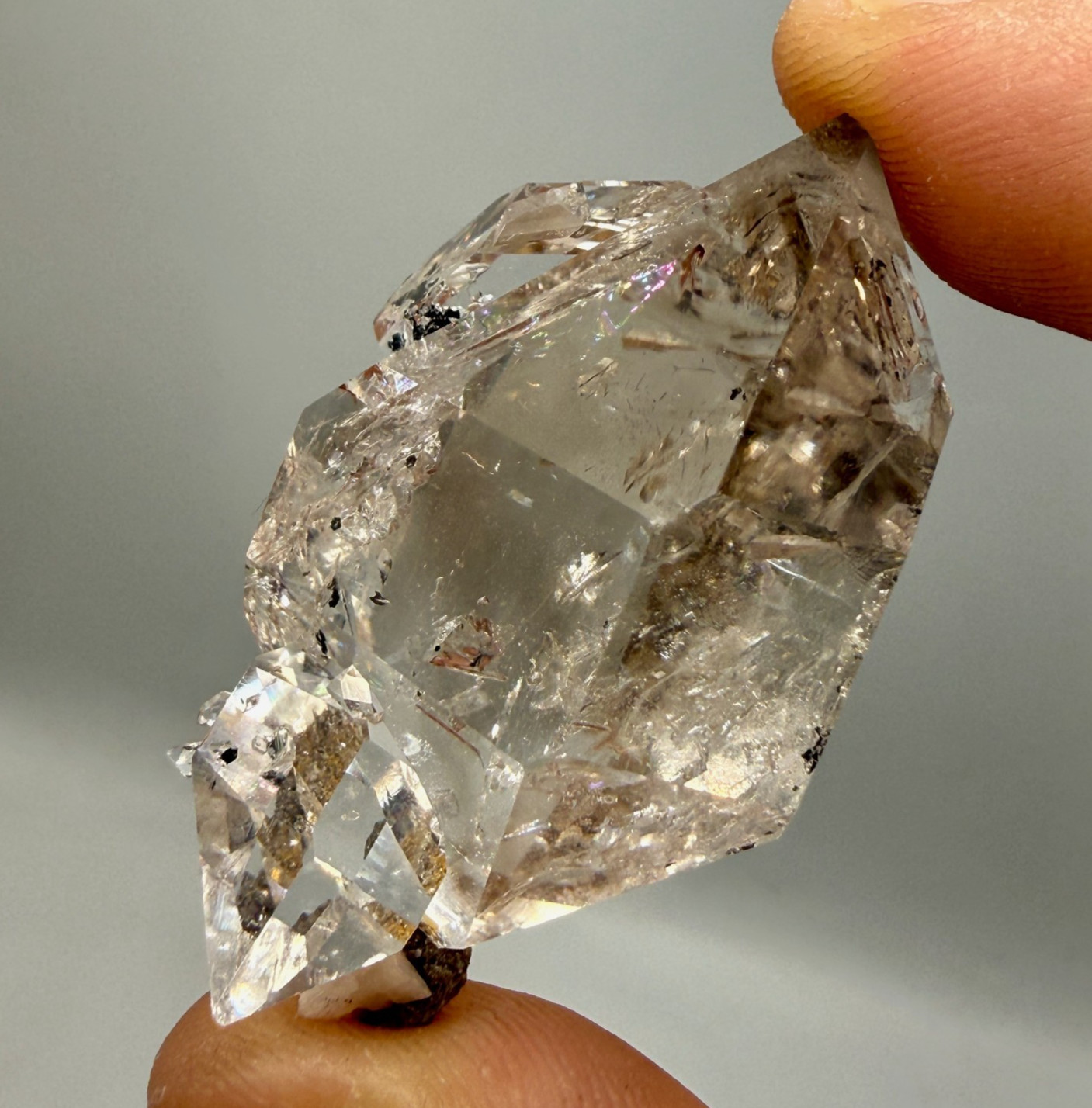 Enhydro Herkimer Diamond w/ Moving Hydrocarbon, Smoky Phantoms