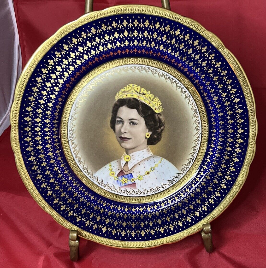 Queen Elizabeth 1953 Coronation Aynsley ENGLAND Bone China Commemorative Plate