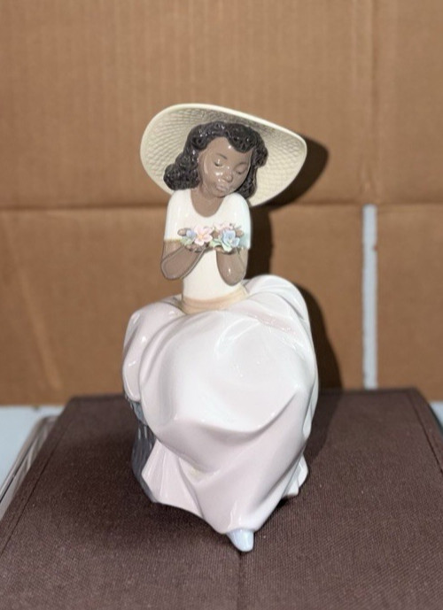Lladro #6822 \