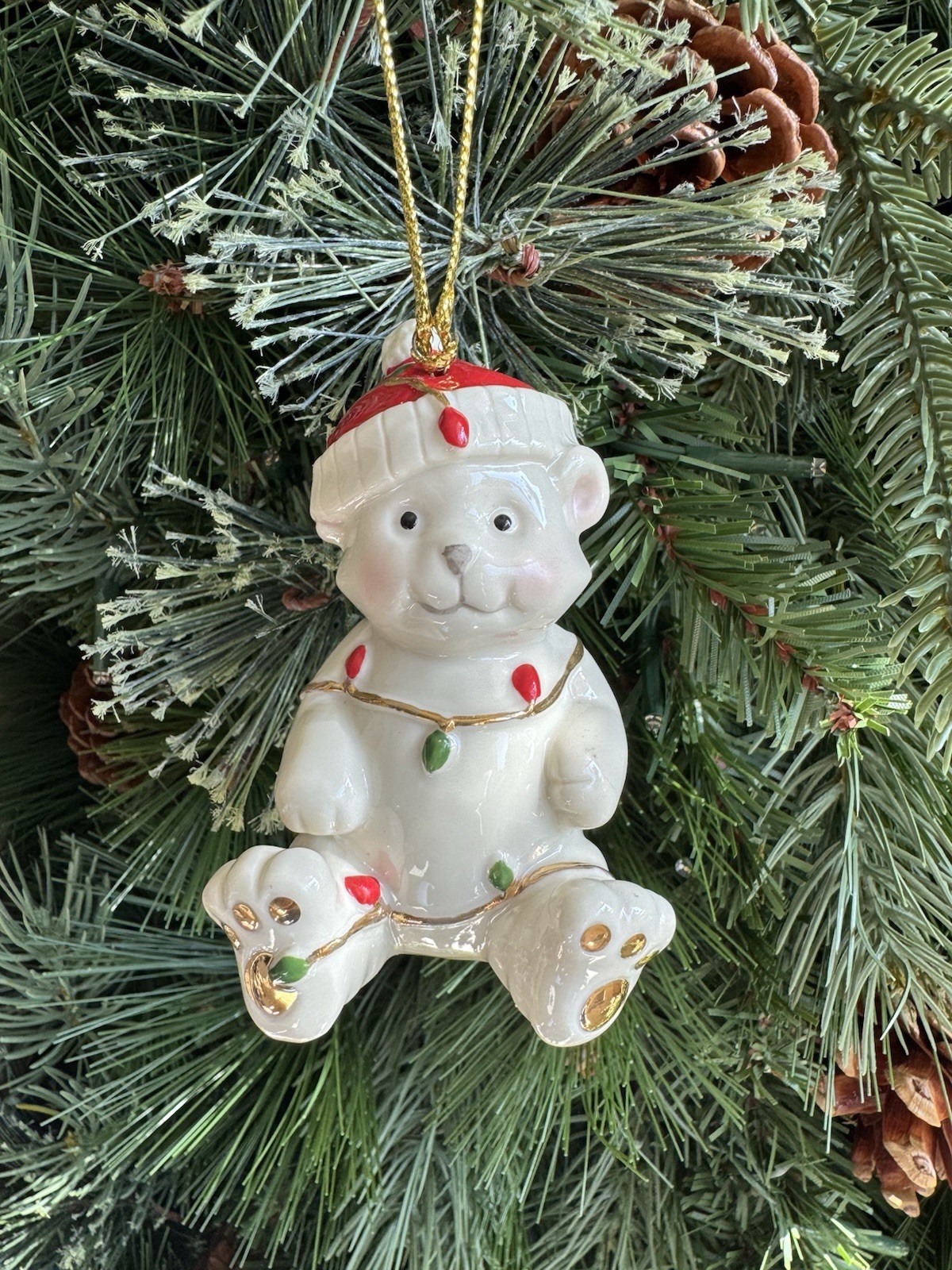 Lenox Very Merry Porcelain Christmas Teddy Bear Ornament New In A Box 24 K gold