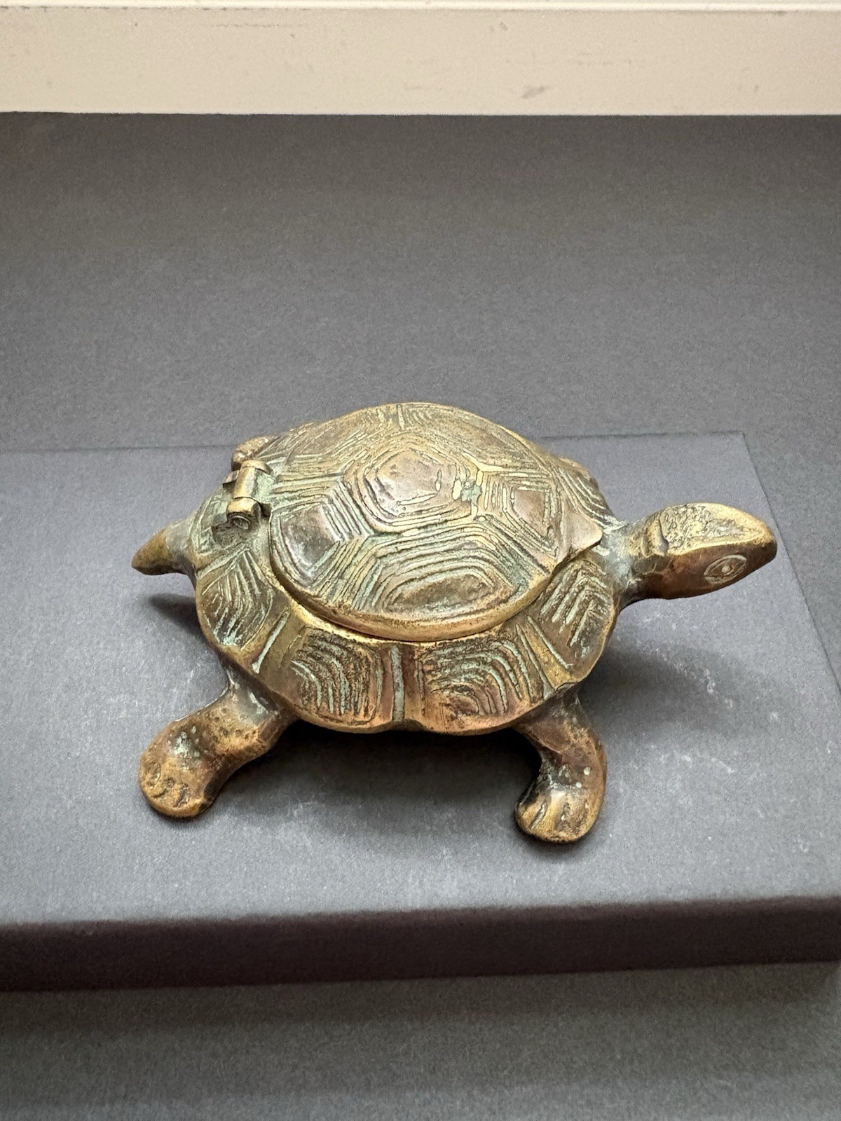 Vintage Bronze Turtle Ashtray w/Hinged Lid Vintage Bronze Turtle Ashtray w/Hinged Lid