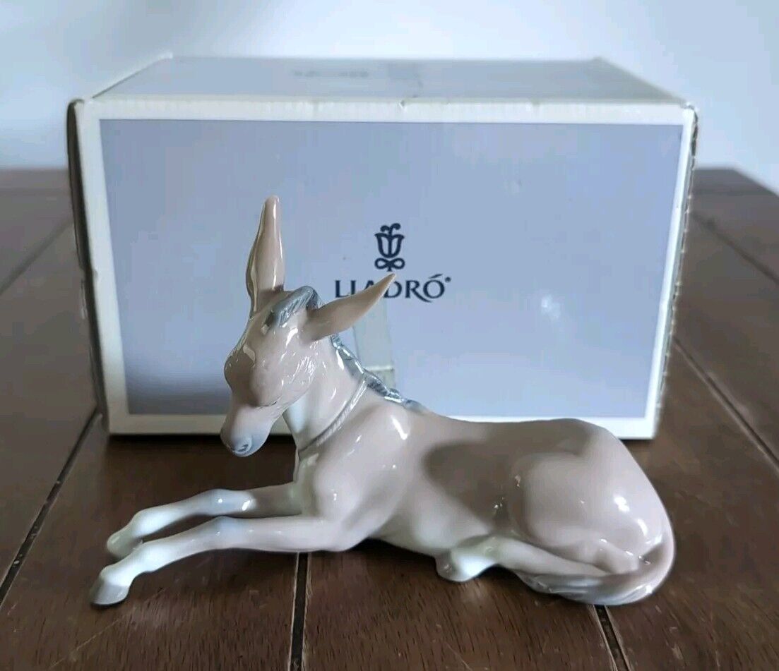 Lladro Nativity Donkey Figurine in Orginal Box #4679
