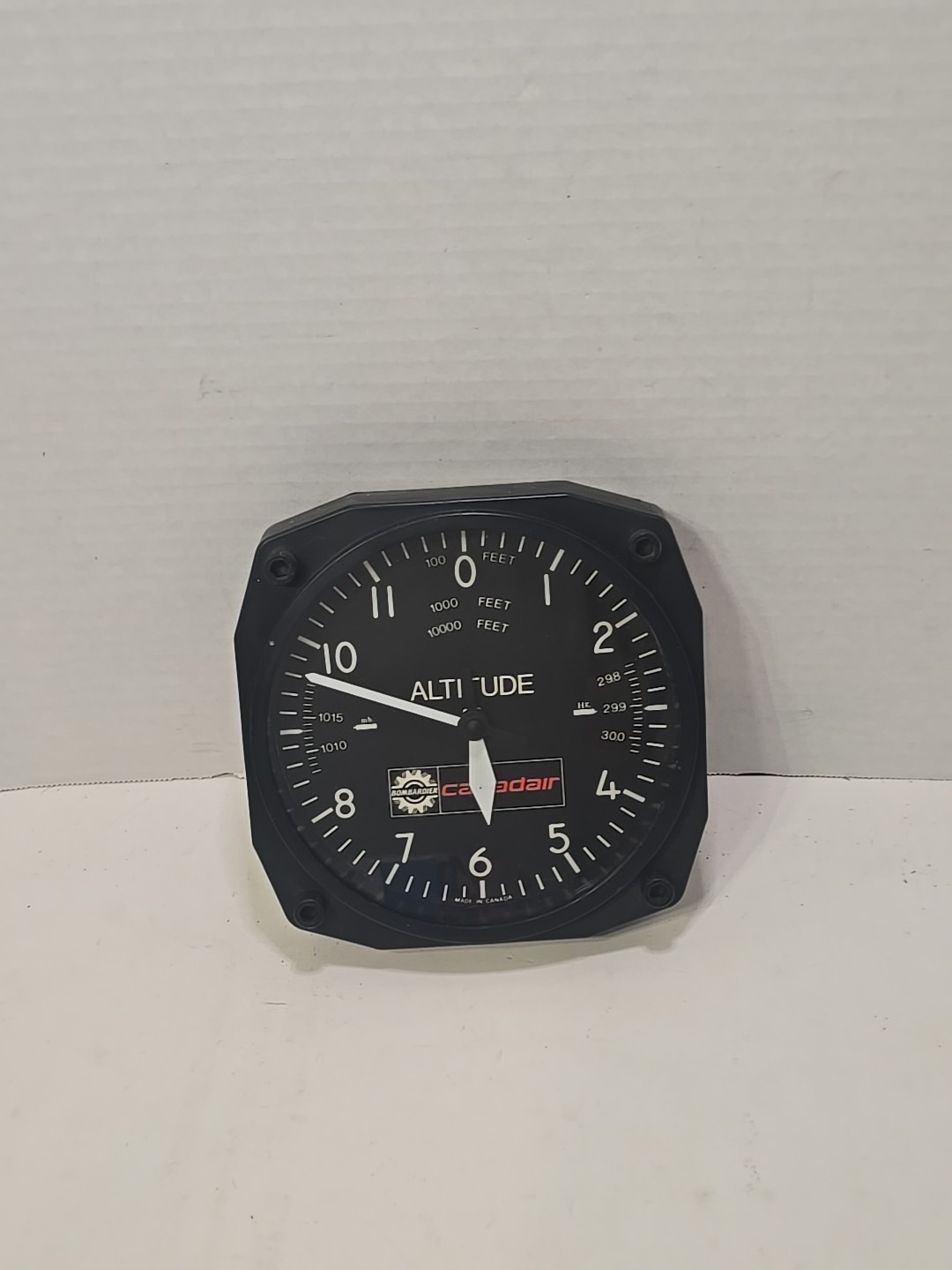 Airplane Altimeter Clock Altitude Bombardier/Canadair Works