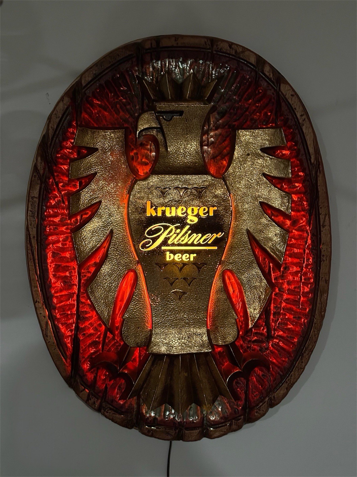 VTG 1960s KRUEGER Beer 3D Eagle Crested Medallion Bar Lighted Sign HUGE 28” VTG 1960s KRUEGER Beer 3D Eagle Crested Medallion Bar Lighted Sign HUGE 28”