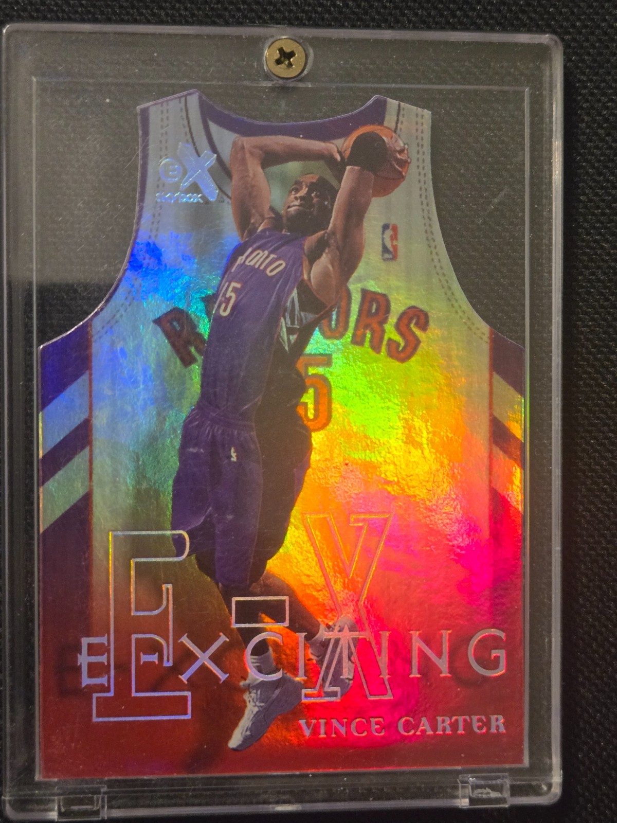 1999-00 EX VINCE CARTER CASE HIT SSP DIE CUT JERSEY E-XCITING INSERT CARD #2/10 1999-00 EX VINCE CARTER CASE HIT SSP DIE CUT JERSEY E-XCITING INSERT CARD #2/10