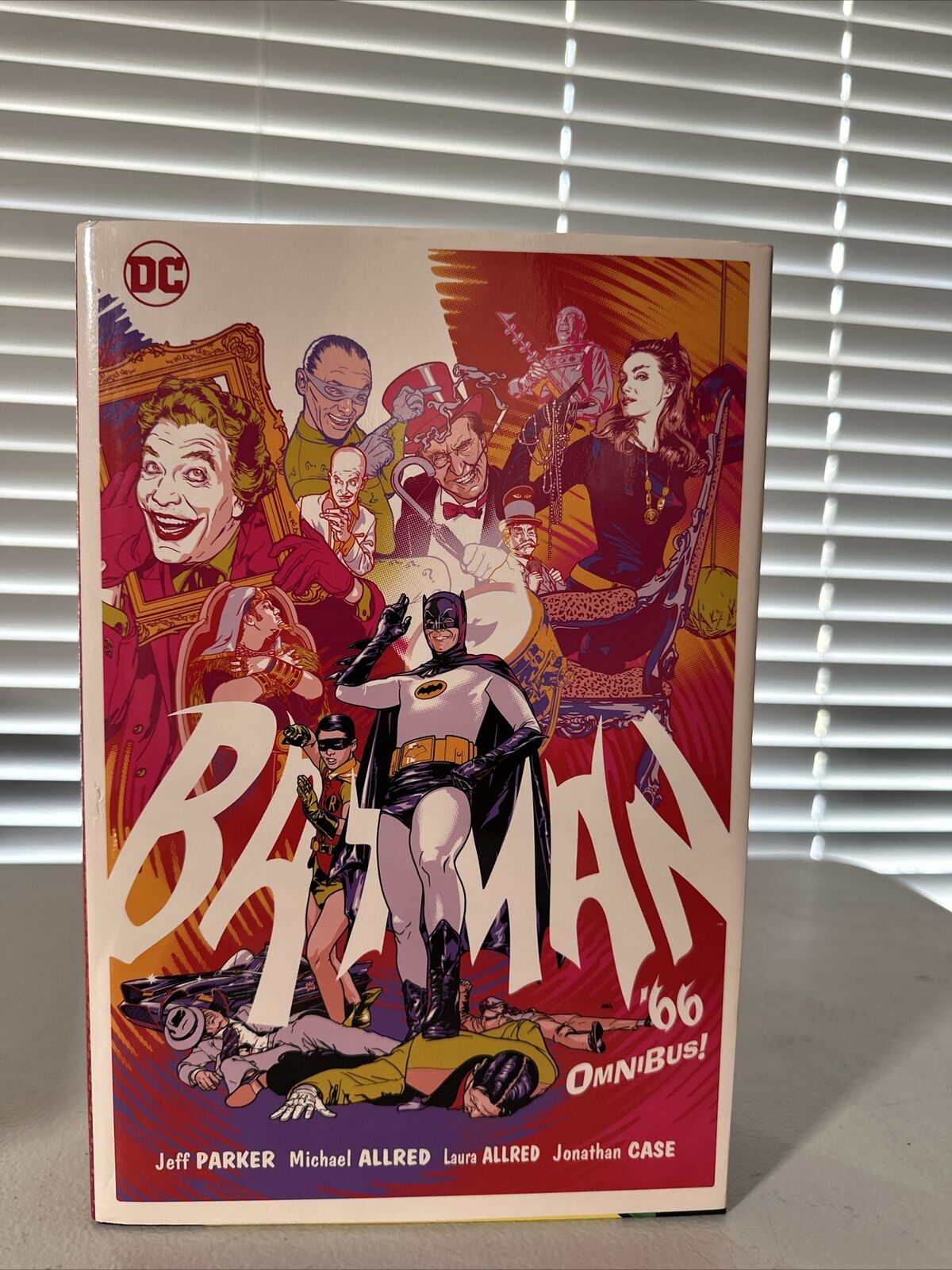 BATMAN \'66 Omnibus DC Comics HC   - SHIP NOW