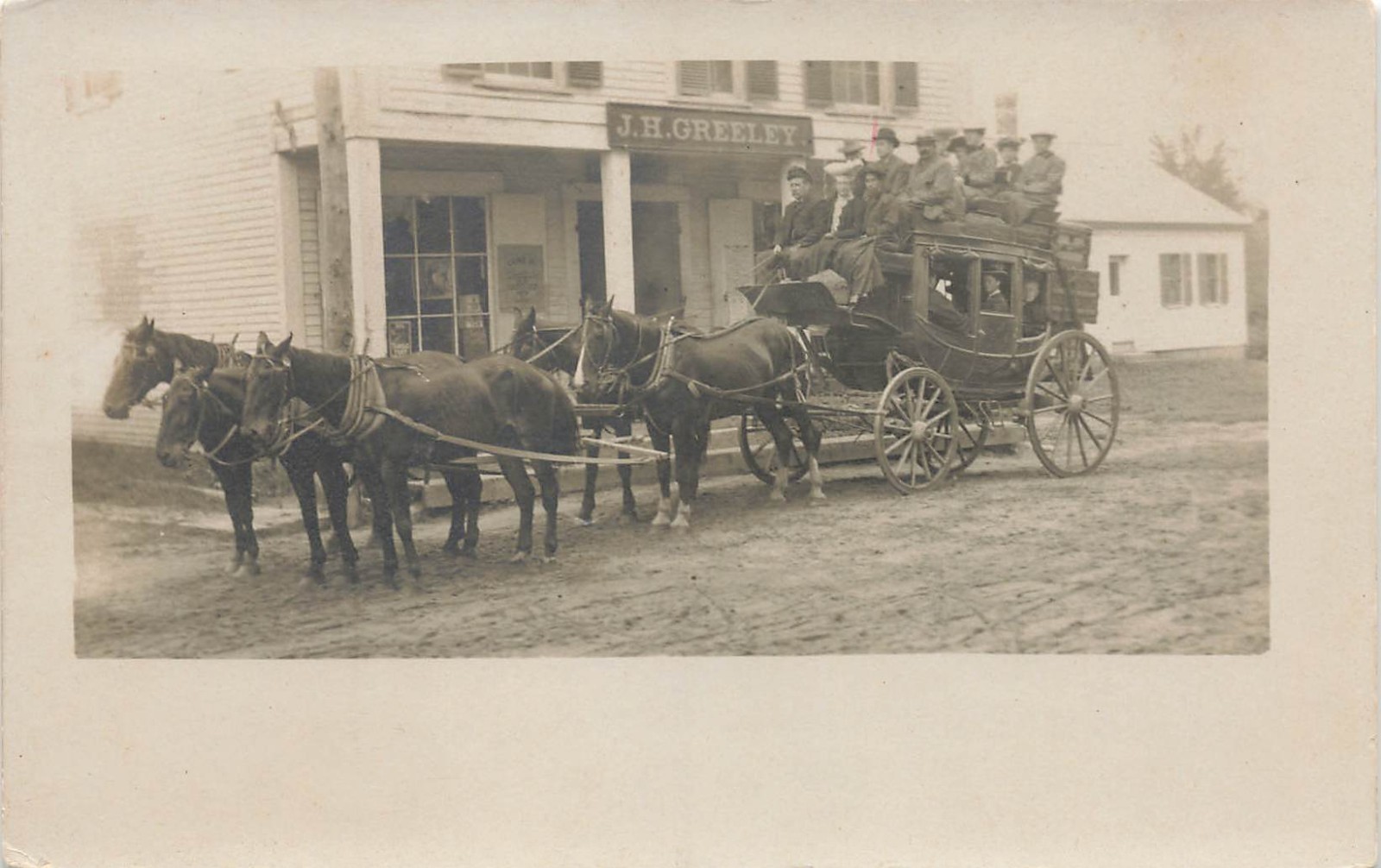 LP04 Manchester New Hampshire J. H. Greeley Co Stagecoach 1905-07  RPPC Postcard