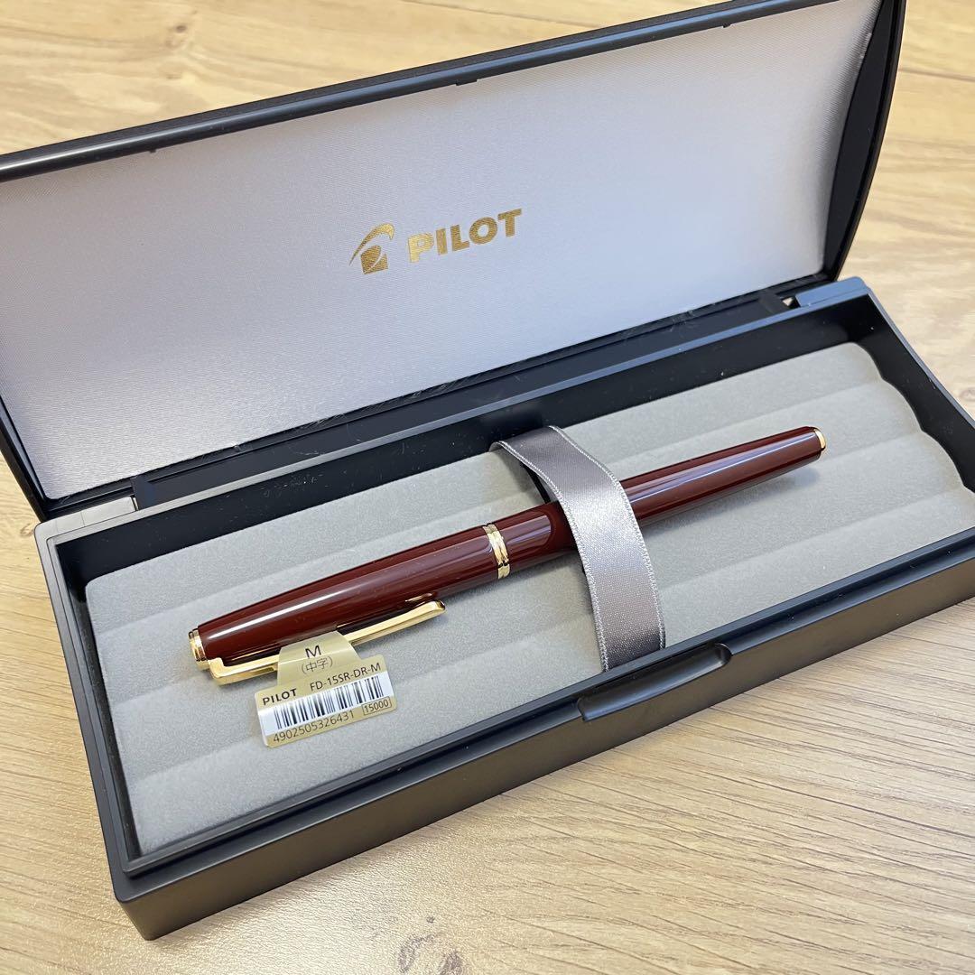 Pilot Fountain Pen Deluxe Lacquer Deep Red M Medium Point