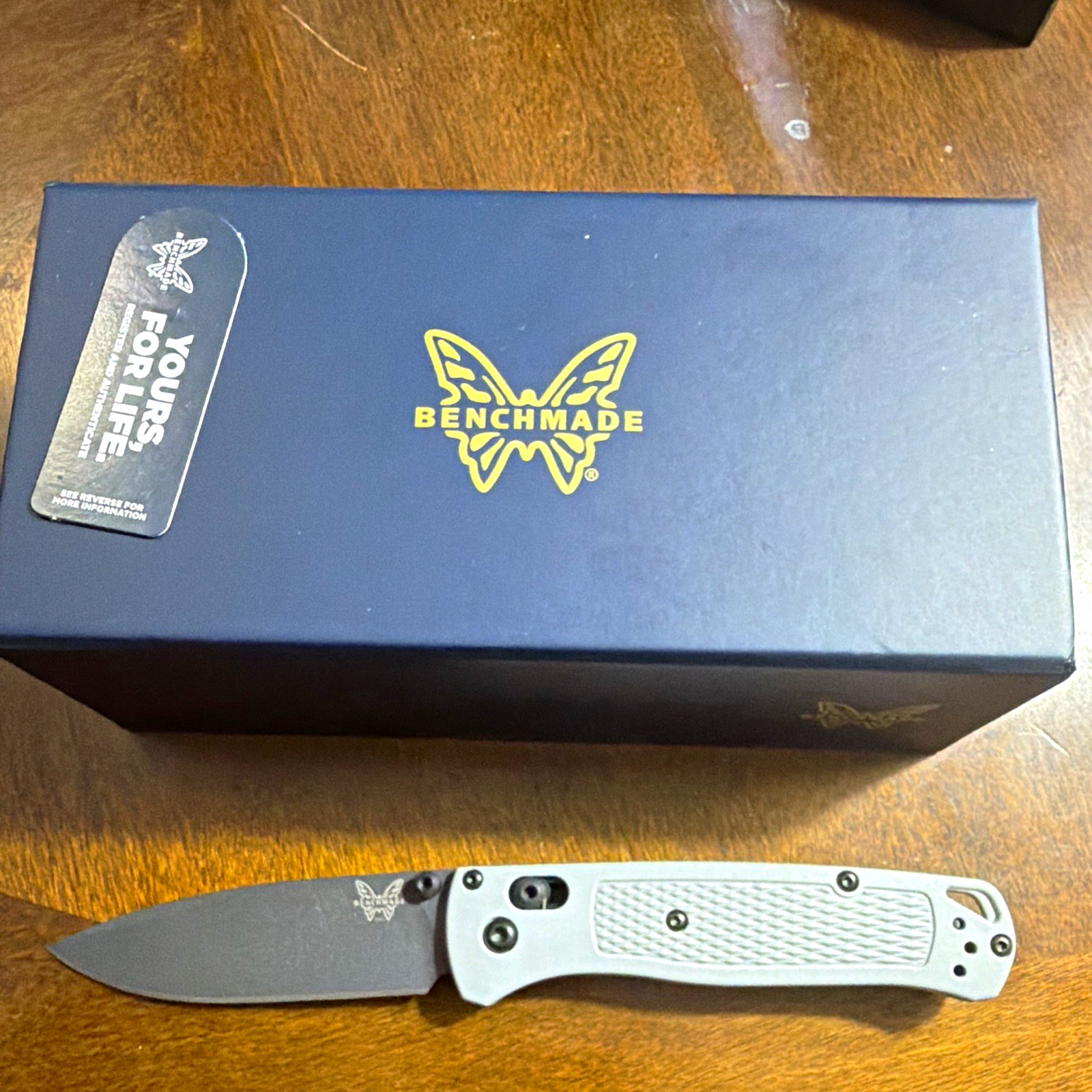 Benchmade Bugout 535BK-08 Black Drop Point Plain Manual Axis Gray Pocket Clip Benchmade Bugout 535BK-08 Black Drop Point Plain Manual Axis Gray Pocket Clip