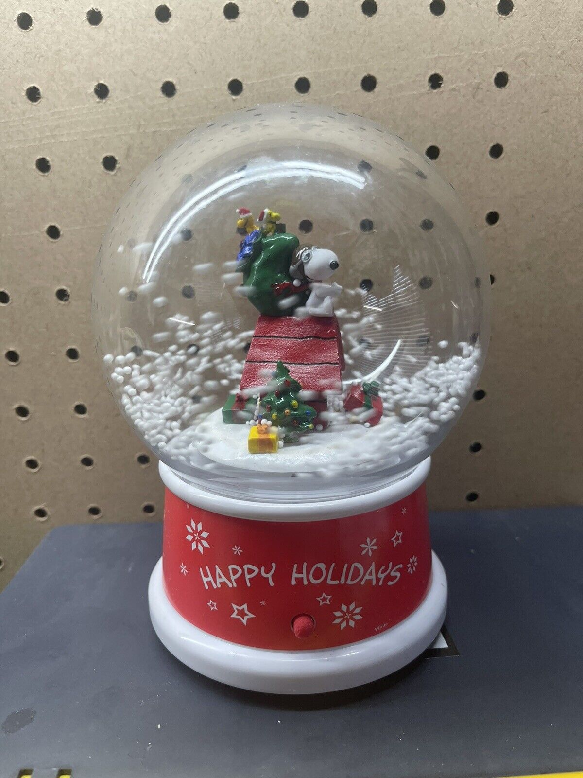 Gemmy 2018 PROTOTYPE Musical Peanuts Snowglobe Snoopy House Red Baron