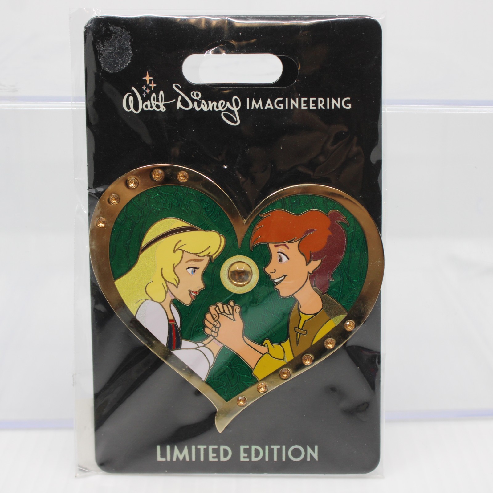 B4 Disney WDI MOG LE Pin Valentine's Day Gem Heart Black Cauldron Taran Elionwy B4 Disney WDI MOG LE Pin Valentine's Day Gem Heart Black Cauldron Taran Elionwy