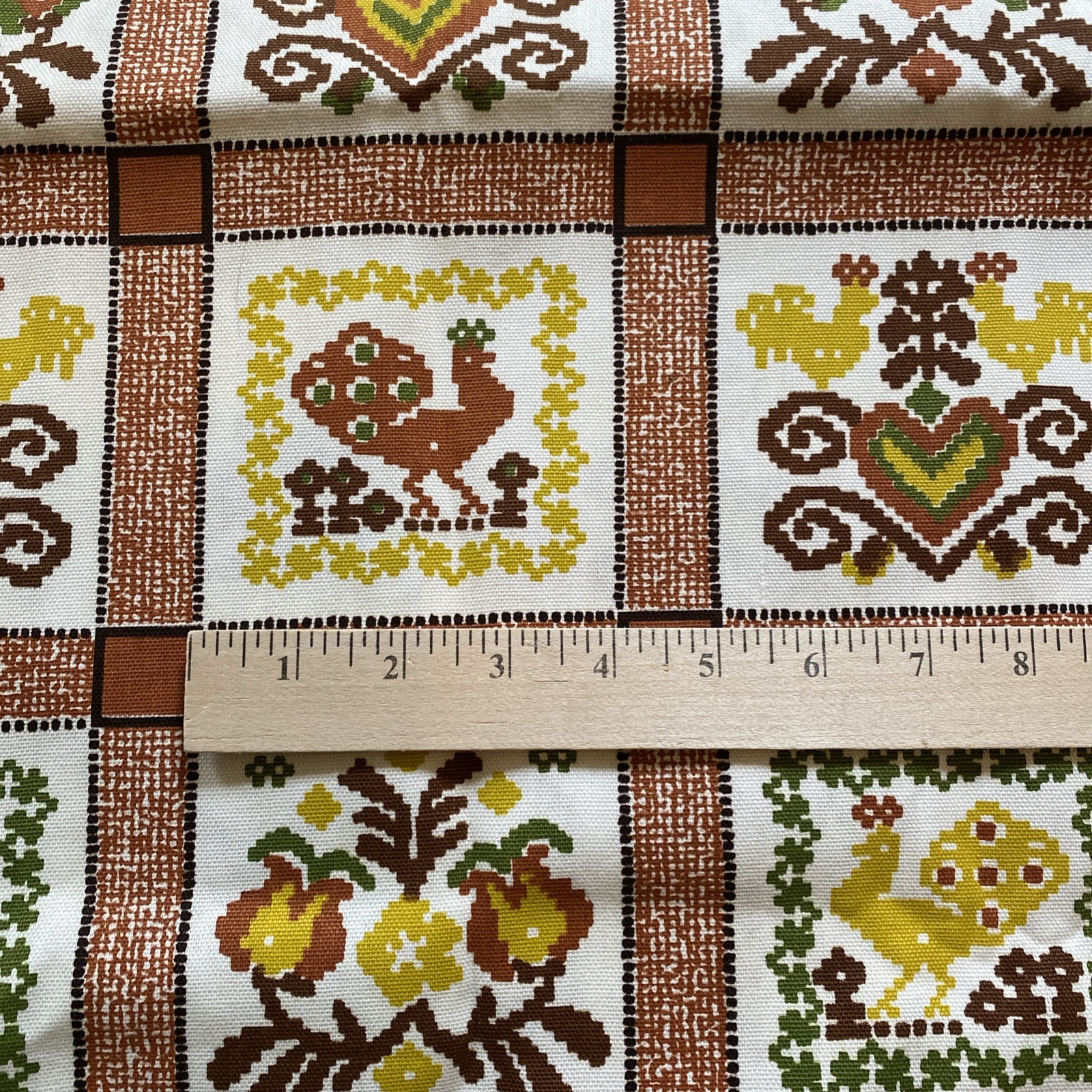 2 YDS VTG 70s Folk Pennsylvania Dutch Yellow MCM Green Chicken Floral Fabric 2 YDS VTG 70s Folk Pennsylvania Dutch Yellow MCM Green Chicken Floral Fabric