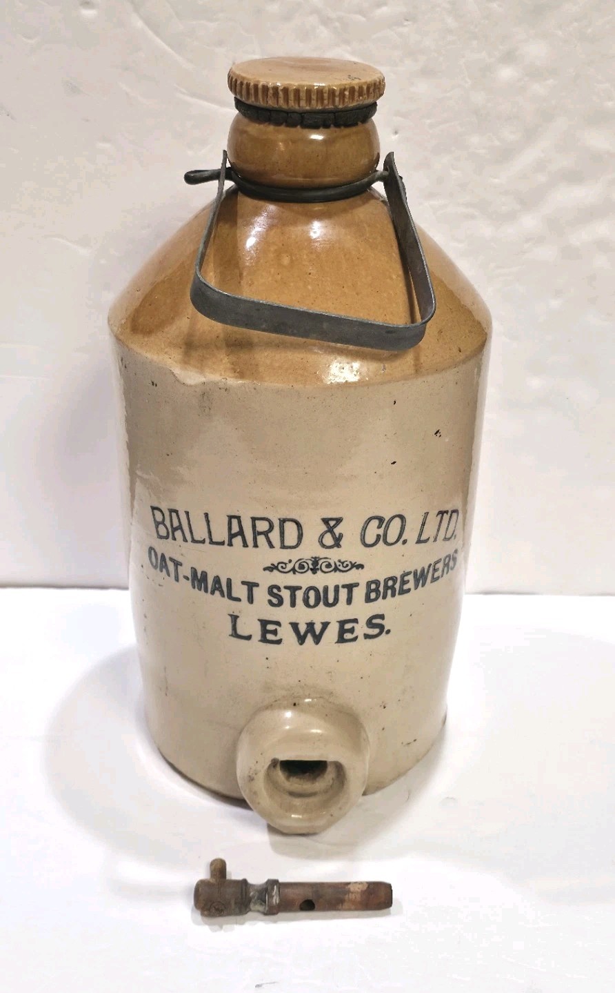 Vtg Ballard & Co. LTD Oat Malt Stout Brewers Lewes Stoneware Flagon Jug Bottle Vtg Ballard & Co. LTD Oat Malt Stout Brewers Lewes Stoneware Flagon Jug Bottle