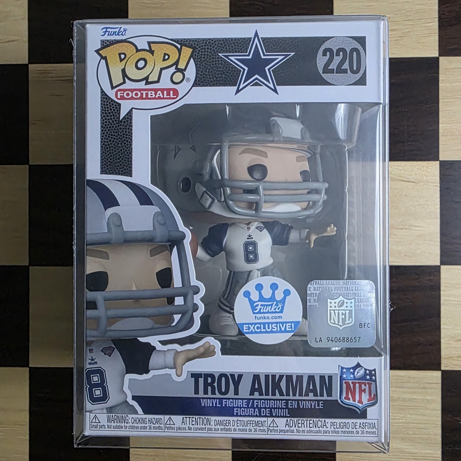 Funko Pop Football Troy Aikman #220 Cowboys NEW w/ Protector Funko Pop Football Troy Aikman #220 Cowboys NEW w/ Protector