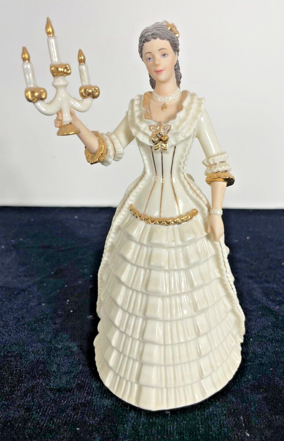 Lenox Classic Light Of Christmas Victorian Lady 24KT Gold 2000
