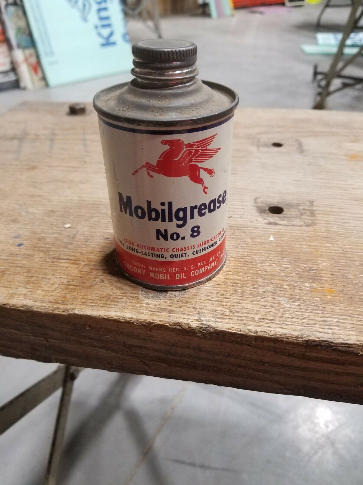 Vintage Mobilgrease NO.8 NOS lubrication oil can INV#259  PEGASUS