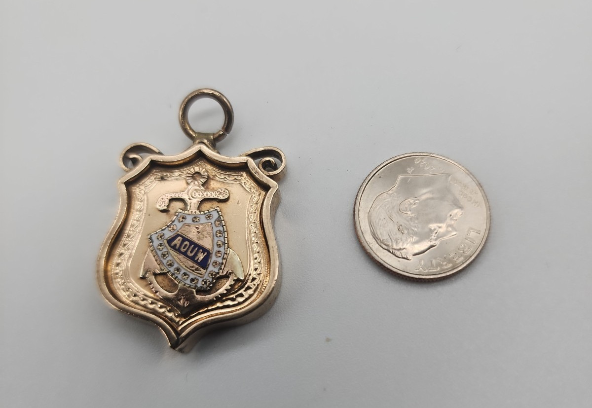 A.O.U.W American Order Of United Workman Fraternal Pendant Gold Plated A.O.U.W American Order Of United Workman Fraternal Pendant Gold Plated