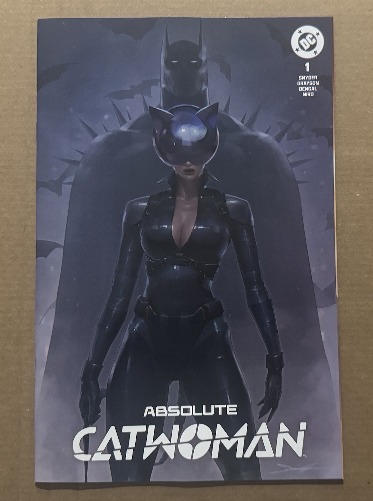 ABSOLUTE CATWOMAN #1 JEEHYUNG LEE TRINITY FANEXPO CANADA LTD 750