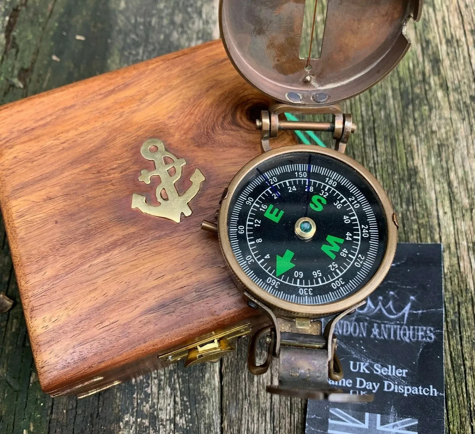 Soldiers Military Thumb Compass Vintage Brass WW2 1940 Navigation World War II Soldiers Military Thumb Compass Vintage Brass WW2 1940 Navigation World War II