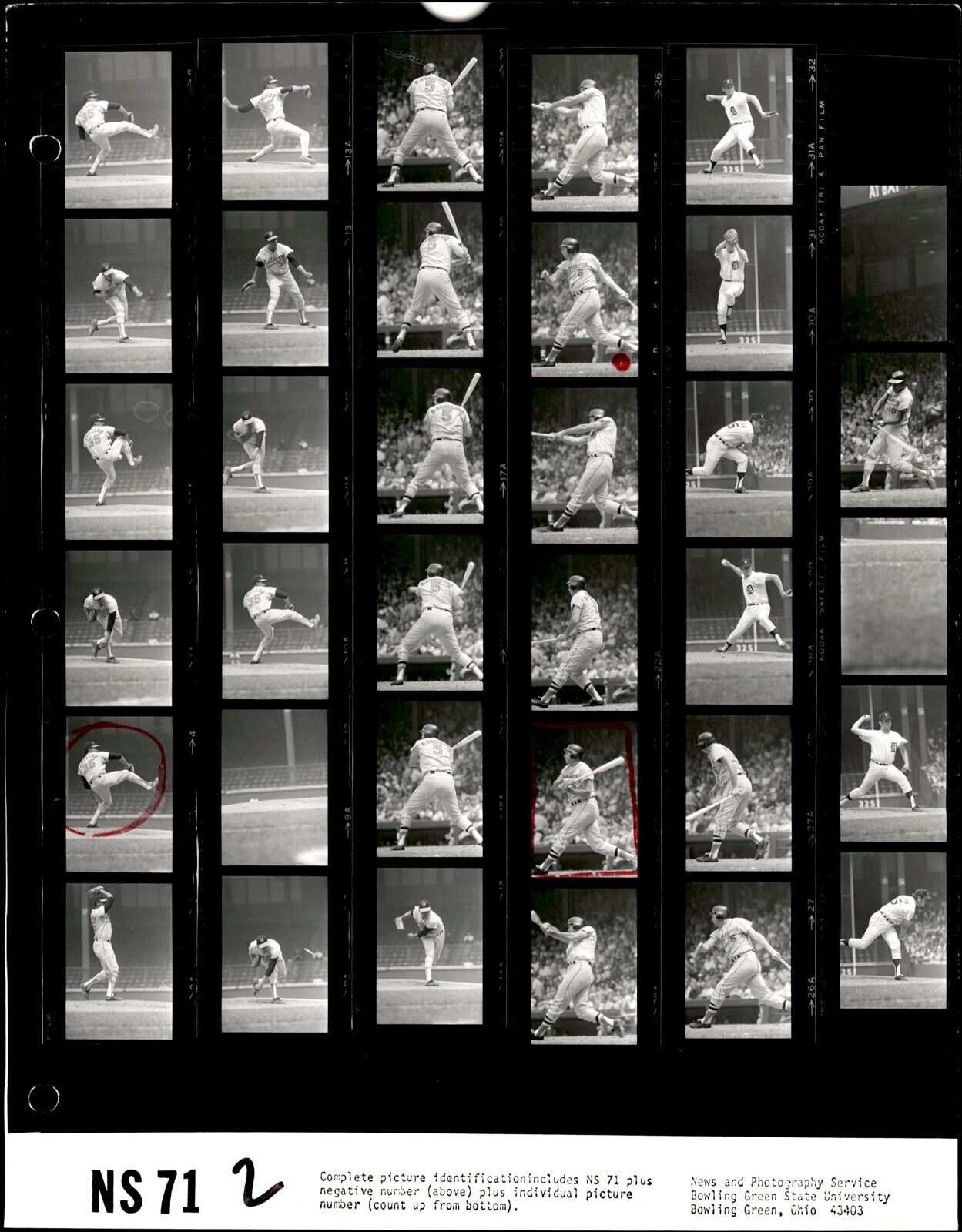 LD323 \'71 Orig Contact Sheet Photo BROOKS ROBINSON MIKE CUELLAR ORIOLES - TIGERS
