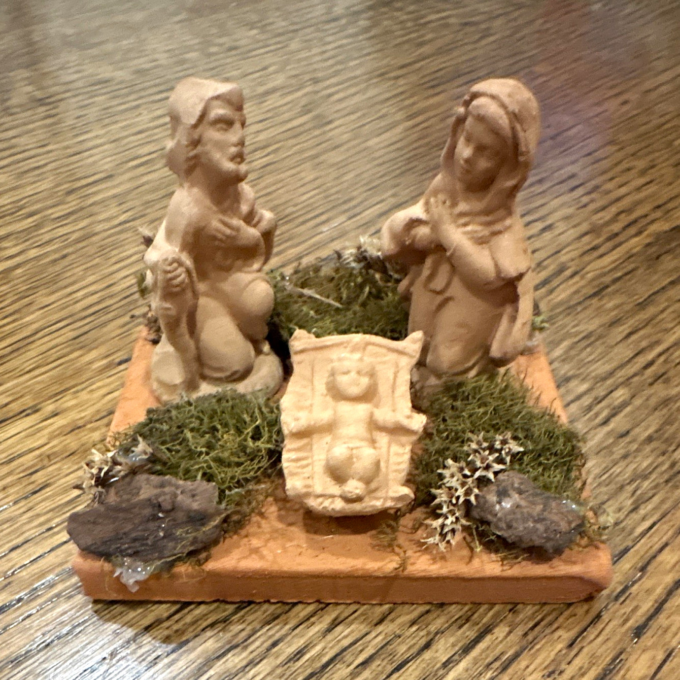 Vintage Italian Terra Cotta Clay Nativity Set Manger Scene, Hand-Made in Italy Vintage Italian Terra Cotta Clay Nativity Set Manger Scene, Hand-Made in Italy