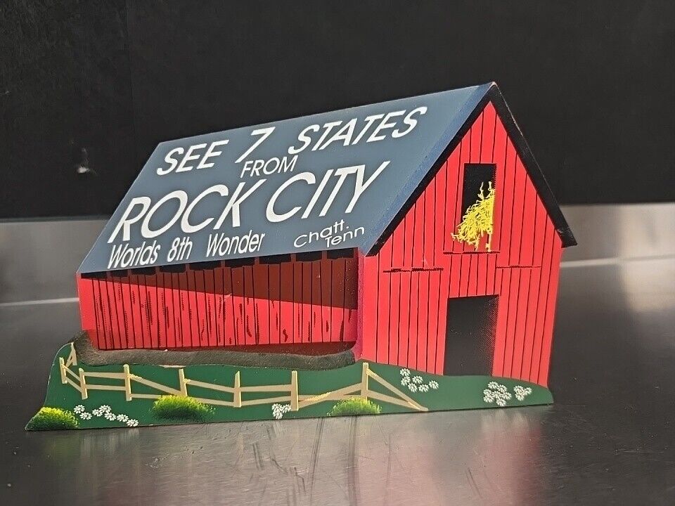 Shelia's Collectibles 1994 Rock City Barn Chattanooga Tennessee Wood Building