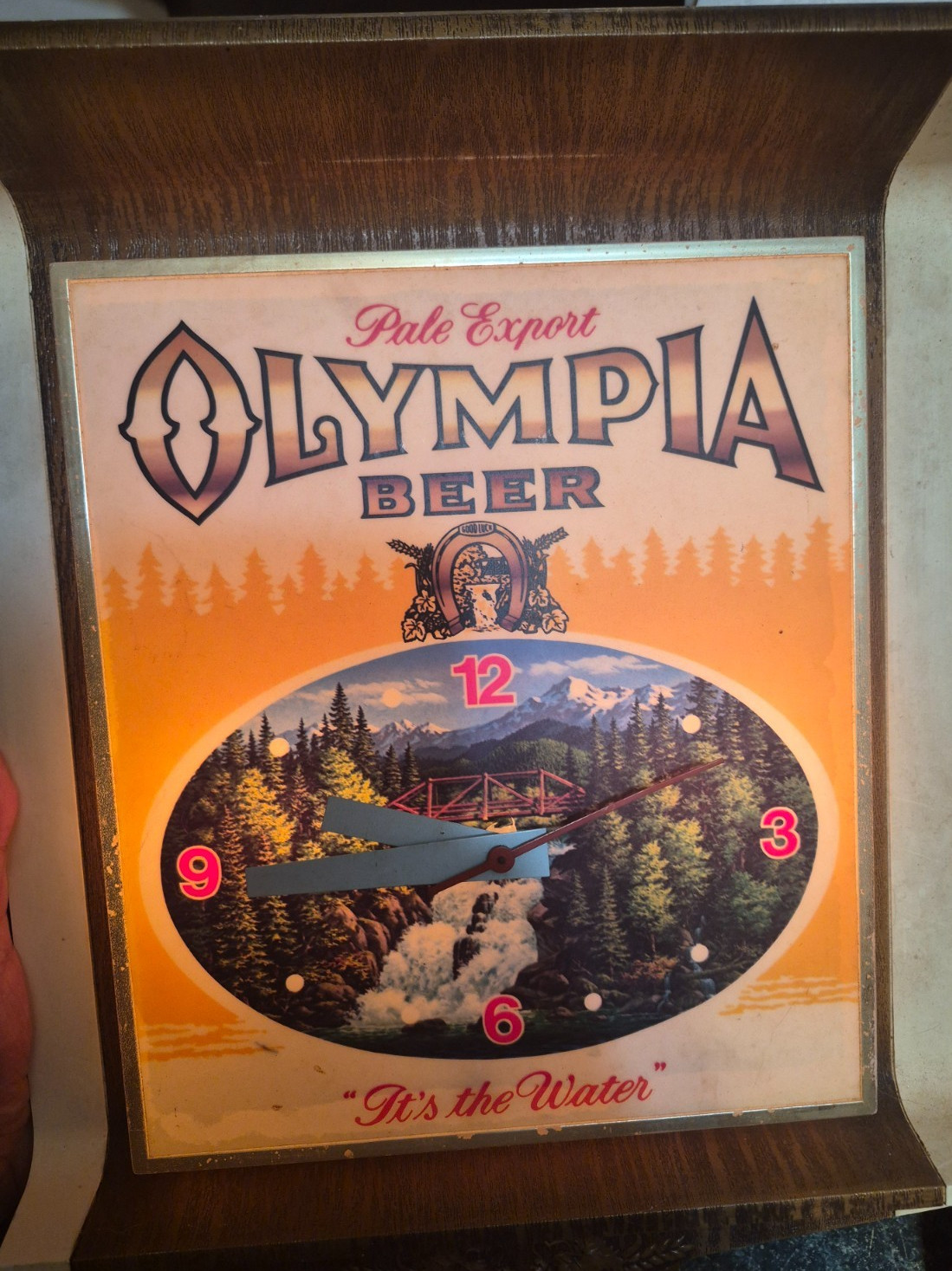 Vintage Olympia Beer Lighted Waterfall Clock Sign “It’s The Water” WORKING