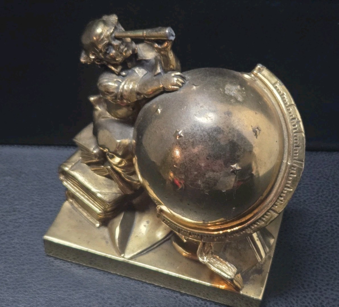 Vintage Jennings Brothers JB 1623 Scholar Astronomer Globe Figurine Statue Gold Vintage Jennings Brothers JB 1623 Scholar Astronomer Globe Figurine Statue Gold