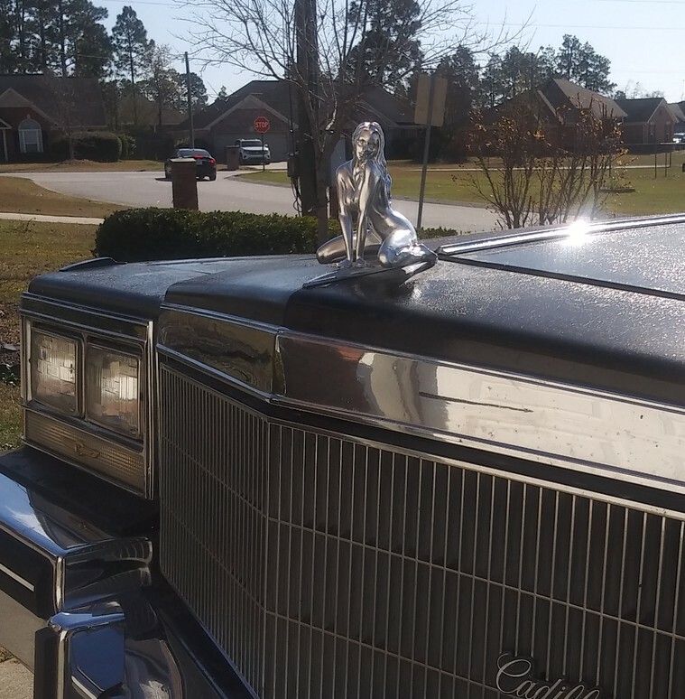 Hood Ornament Bronze Nude Kneeling Woman ideal for Rat Rods Big Rig Custom Ride Hood Ornament Bronze Nude Kneeling Woman ideal for Rat Rods Big Rig Custom Ride