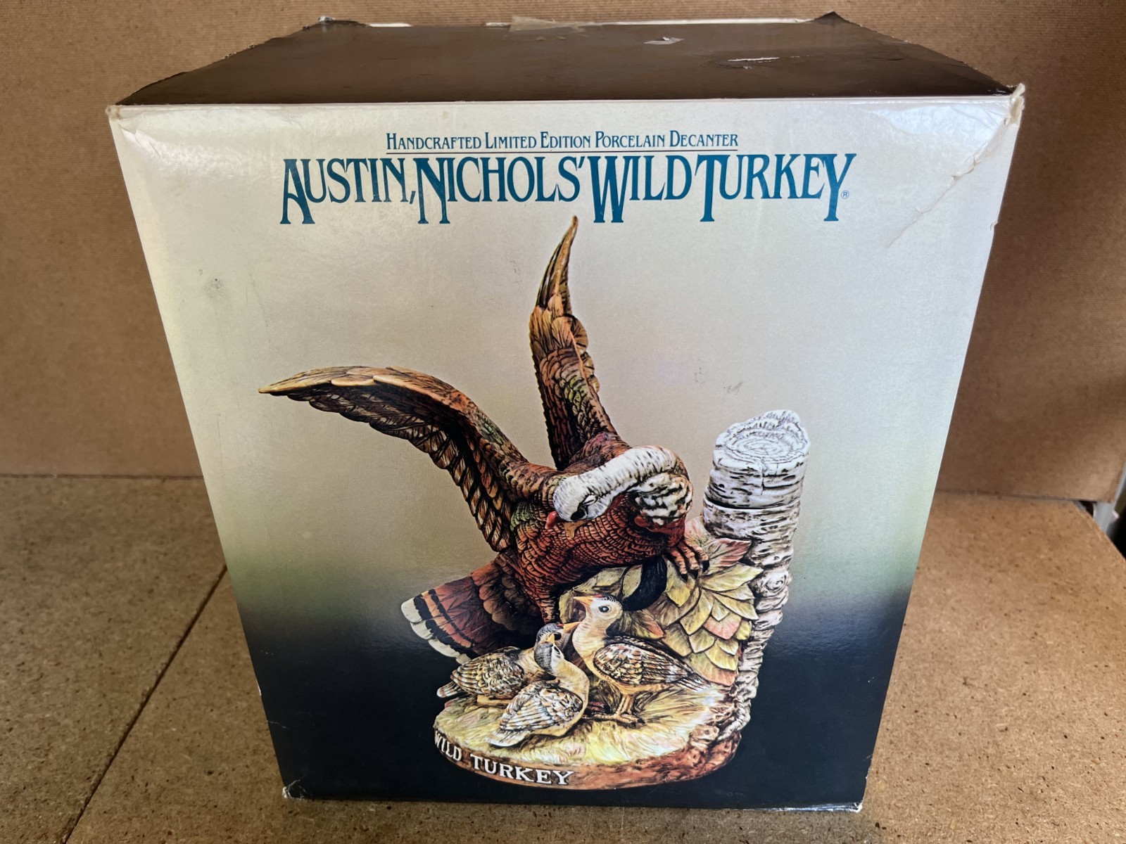 Austin Nichols Wild Turkey #6 Porcelain Decanter 1984 Turkey w/ Poults READ