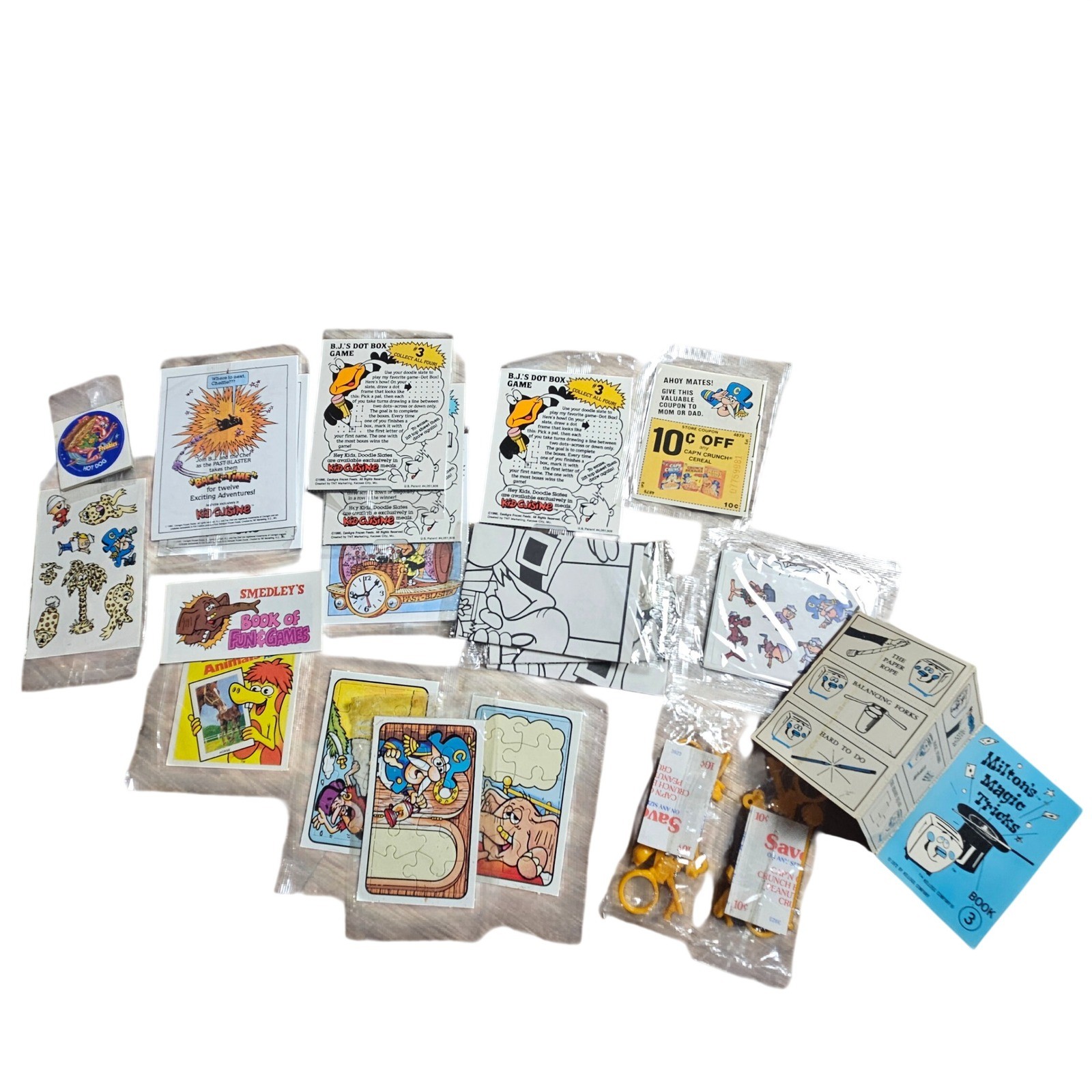 Vintage Lot Cereal Prize 1972-1990 Kellogg Kid Cuisine Cap\'n Crunch Freakies Toy