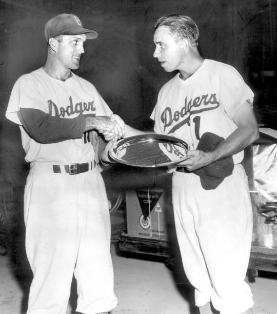 Brooklyn Dodgers player representative Carl Erskine presents a ser .. Old Photo