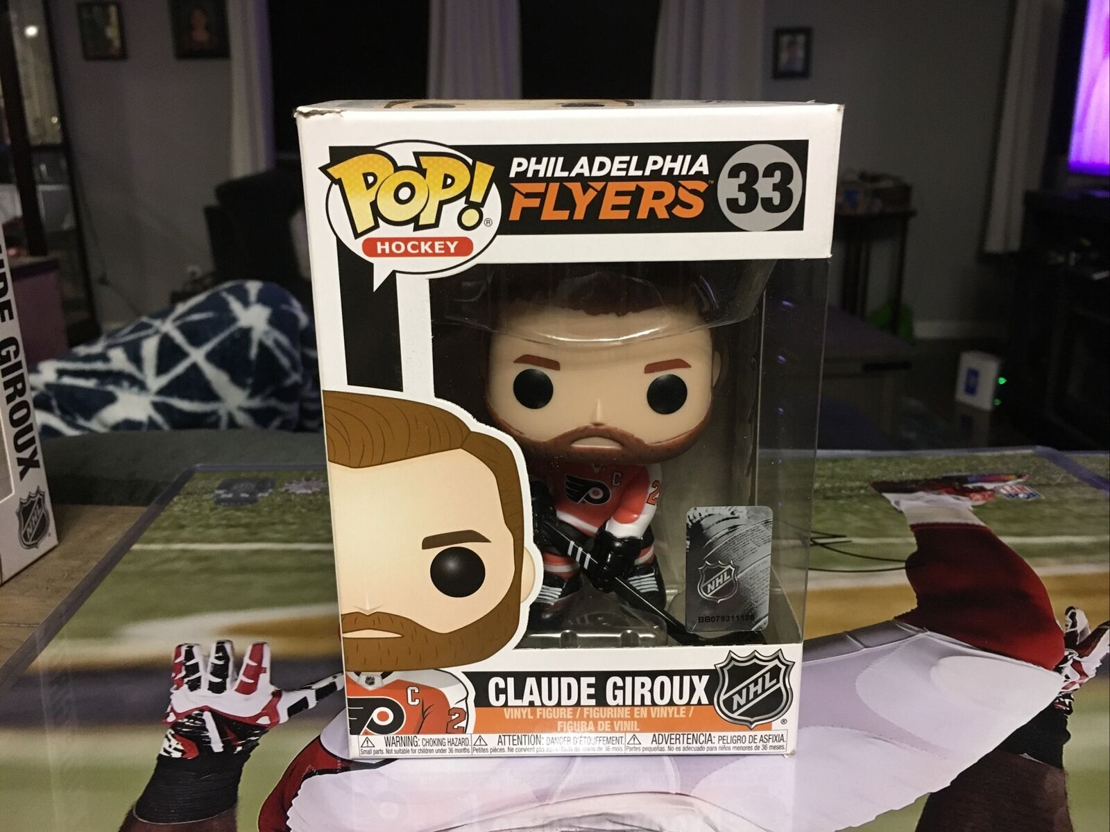 Claude Giroux Funko POP NHL Philadelphia Flyers #33 *Damaged
