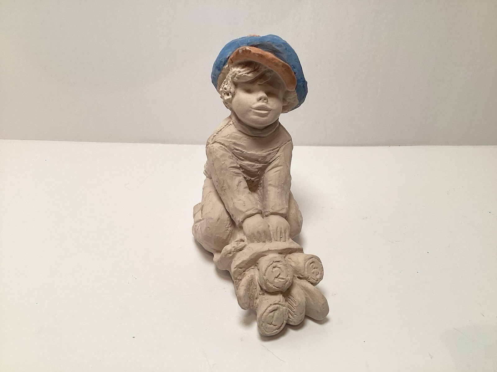 Bright Eyes Hat Kids 1994 Austin Sculpture, Dee Crowley. BE 106 Lil Golfer. Bright Eyes Hat Kids 1994 Austin Sculpture, Dee Crowley. BE 106 Lil Golfer.