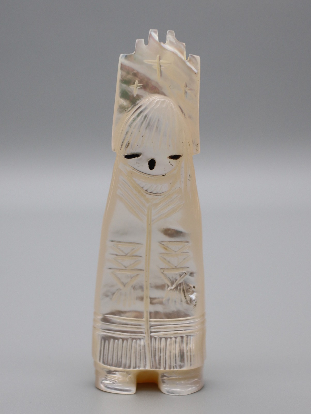 Sandra Quandelacy Mother-of-Pearl Zuni Double-Sided Tablita Corn Maiden Fetish Sandra Quandelacy Mother-of-Pearl Zuni Double-Sided Tablita Corn Maiden Fetish