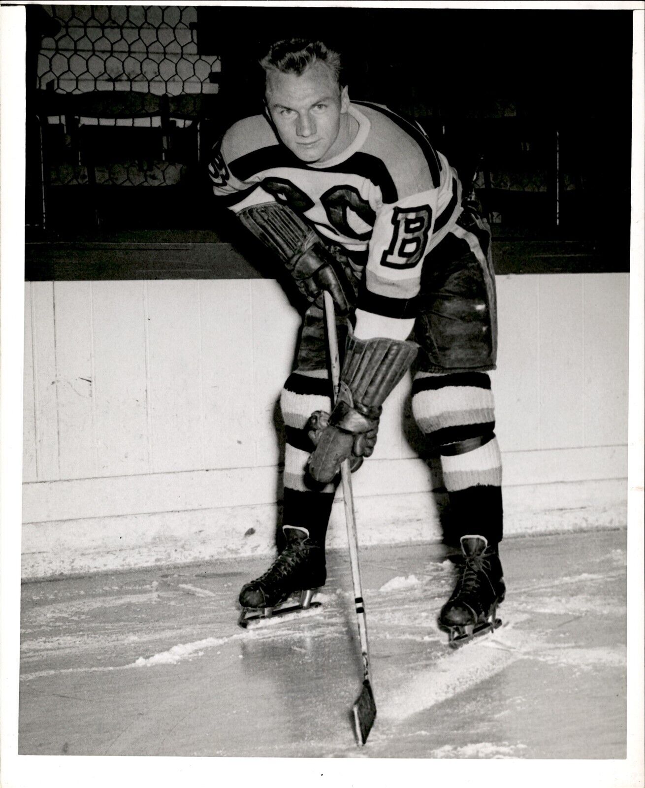 PF4 Original Photo KENNY SMITH 1940s BOSTON BRUINS LEFT WING NHL ICE HOCKEY
